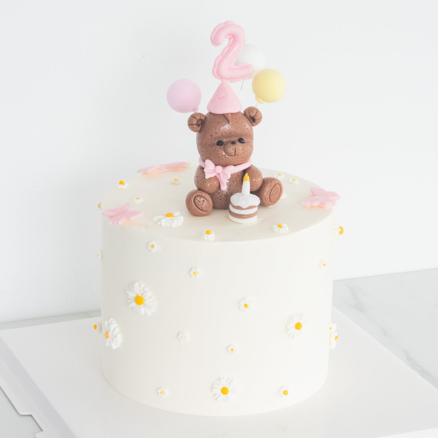 Customized Cake -  Sweet Teddy Daisy Cake