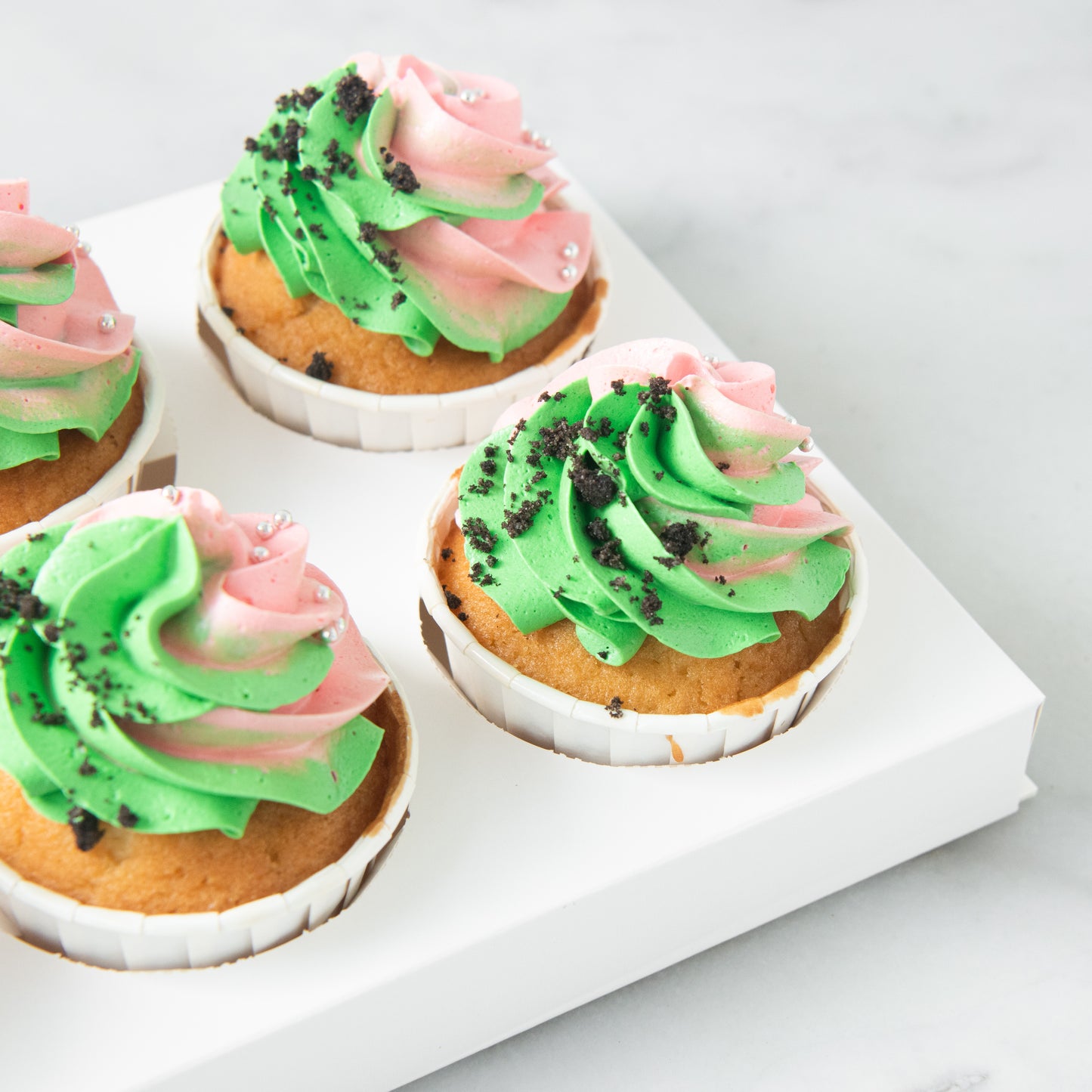 *New*Pink & Green Swirl Cupcakes 6 pcs Set | $33.80 Nett