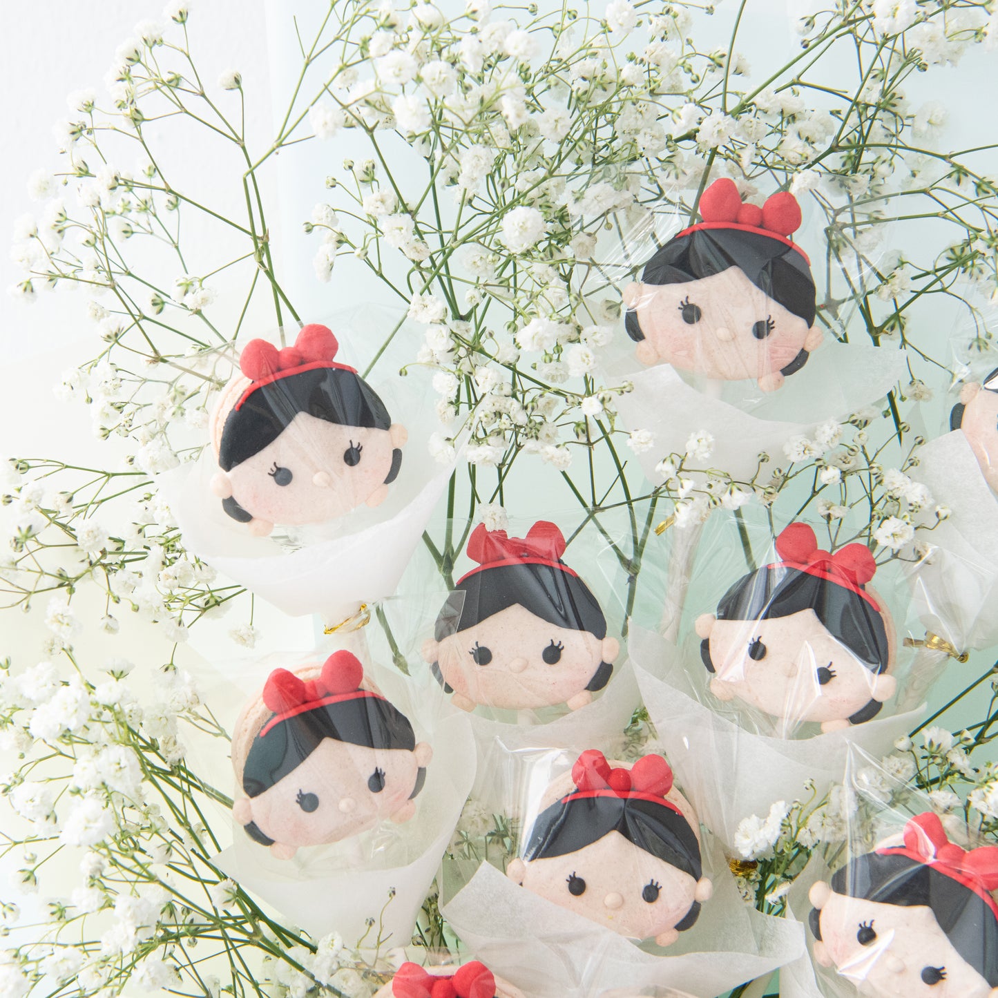 Disney Tsum Tsum Princess Snow White Macaron Bouquet | $138 Nett