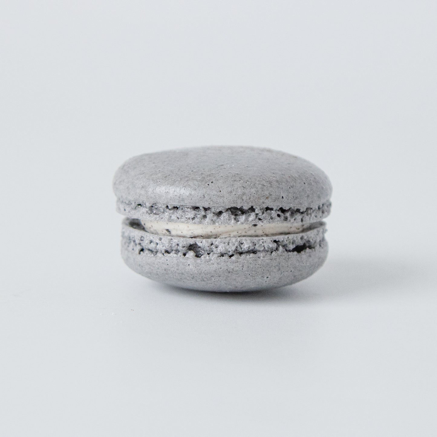 Classic Macaron - Oreo (1pc)