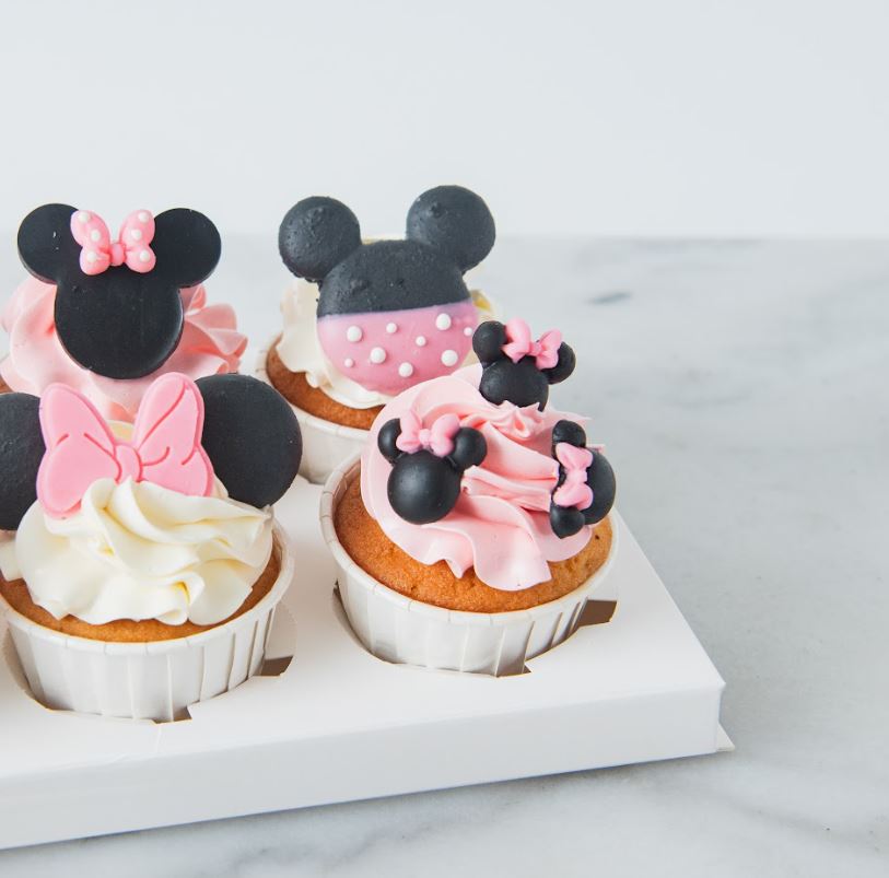 Disney Minnie 6pcs Cupcake Set | $45.80 Nett