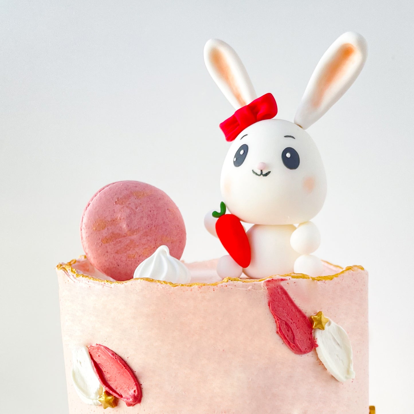 Customized Cake - Bunny Cake with macaron