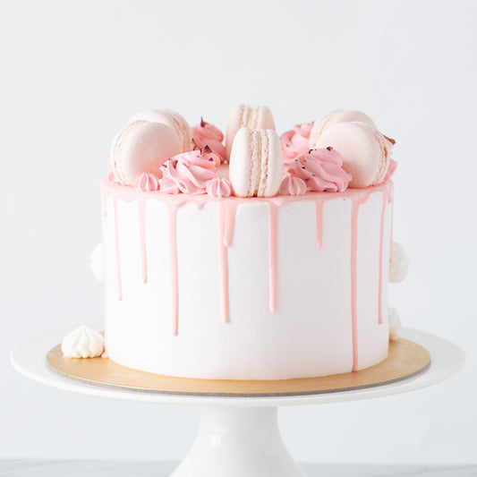 Lychee Rose Cake Upsize (Including  6 pcs macarons)| $65.80 nett only