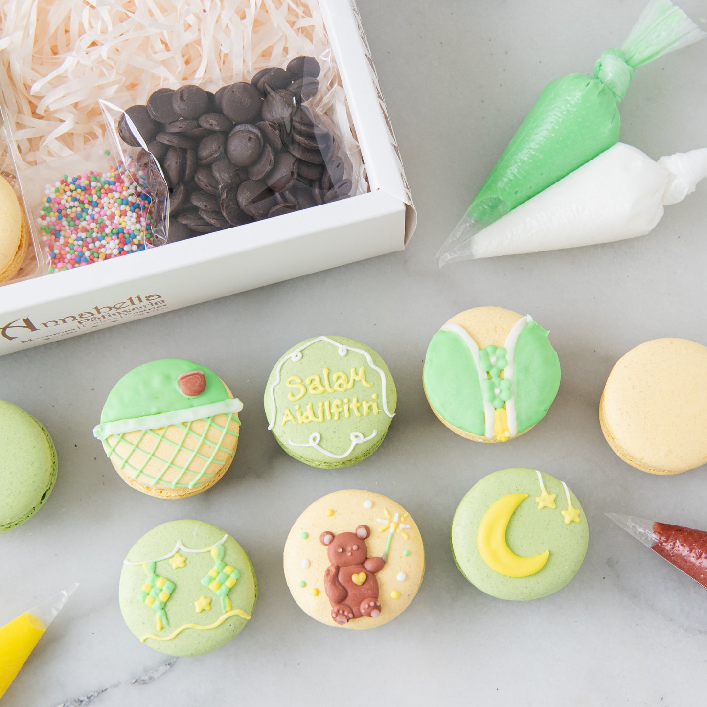 Happy Eid Mubarak! | DIY Raya Macaron In Gift Box | $21.90 Nett