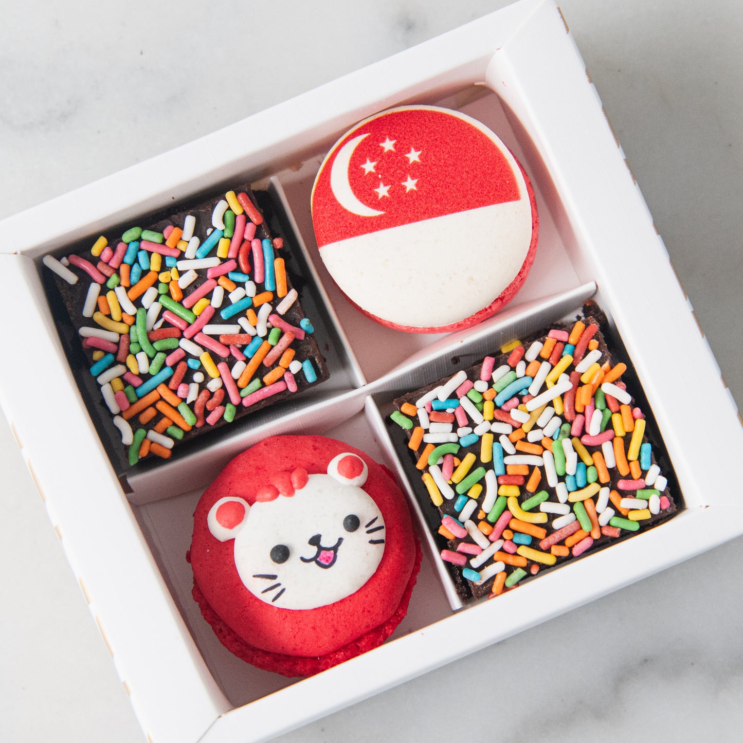 Happy National Day | SG ROAR! Macaron and Brownie Set | $12.80 Nett