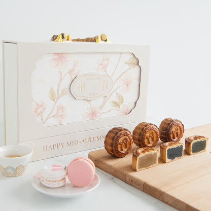 Happy Mid Autumn | Baked Traditional Mooncake 6pcs| $48.80 (U.P $150.60)