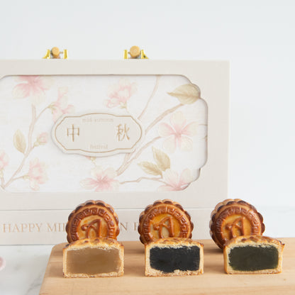 Happy Mid Autumn | Baked Traditional Mooncake 6pcs| $48.80 (U.P $150.60)