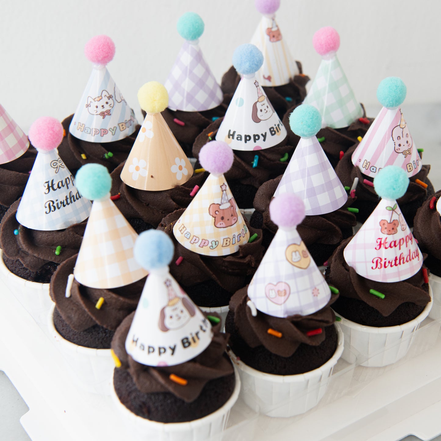 Party Hat Chocolate Mini Cupcakes 16 pcs Set | U.P $58.80 (Copy)