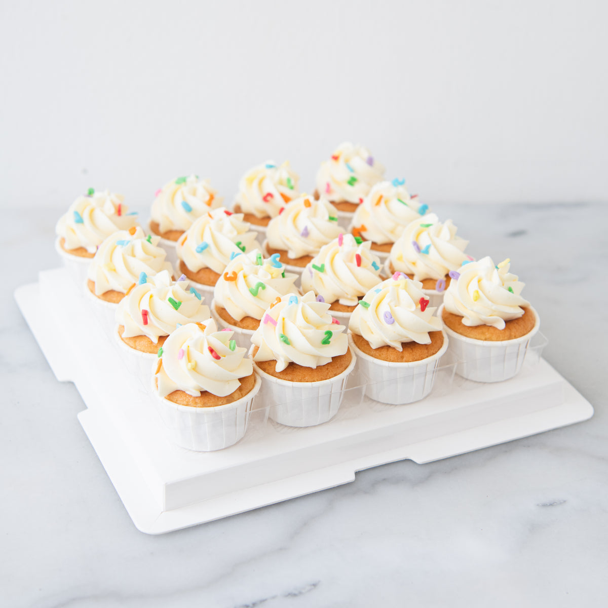 Happy Children's Day | 16pcs vanilla cupcake | $48.80