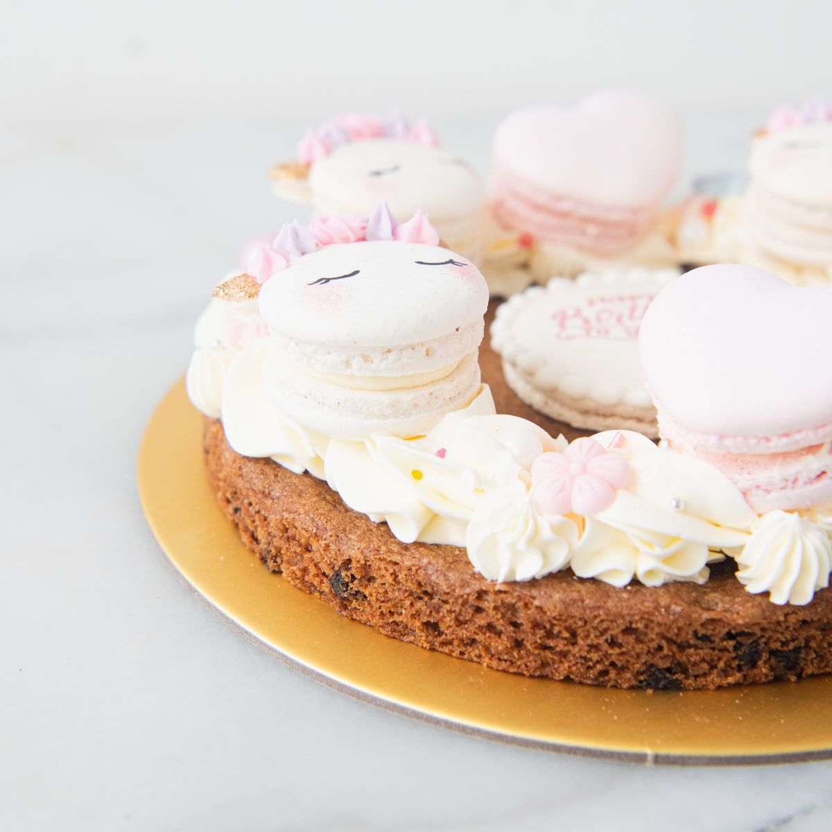Unicorn Dream Macaron Cookies Ring Upsize | $51.80 Nett