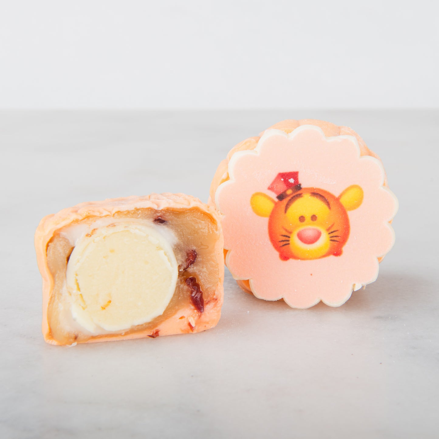 Happy Mid Autumn | Disney Winnie The Pooh and Friends Snowskin Mooncake 4+4pcs Set | FREE Winnie The Pooh Tote Bag | $108 (u.p)