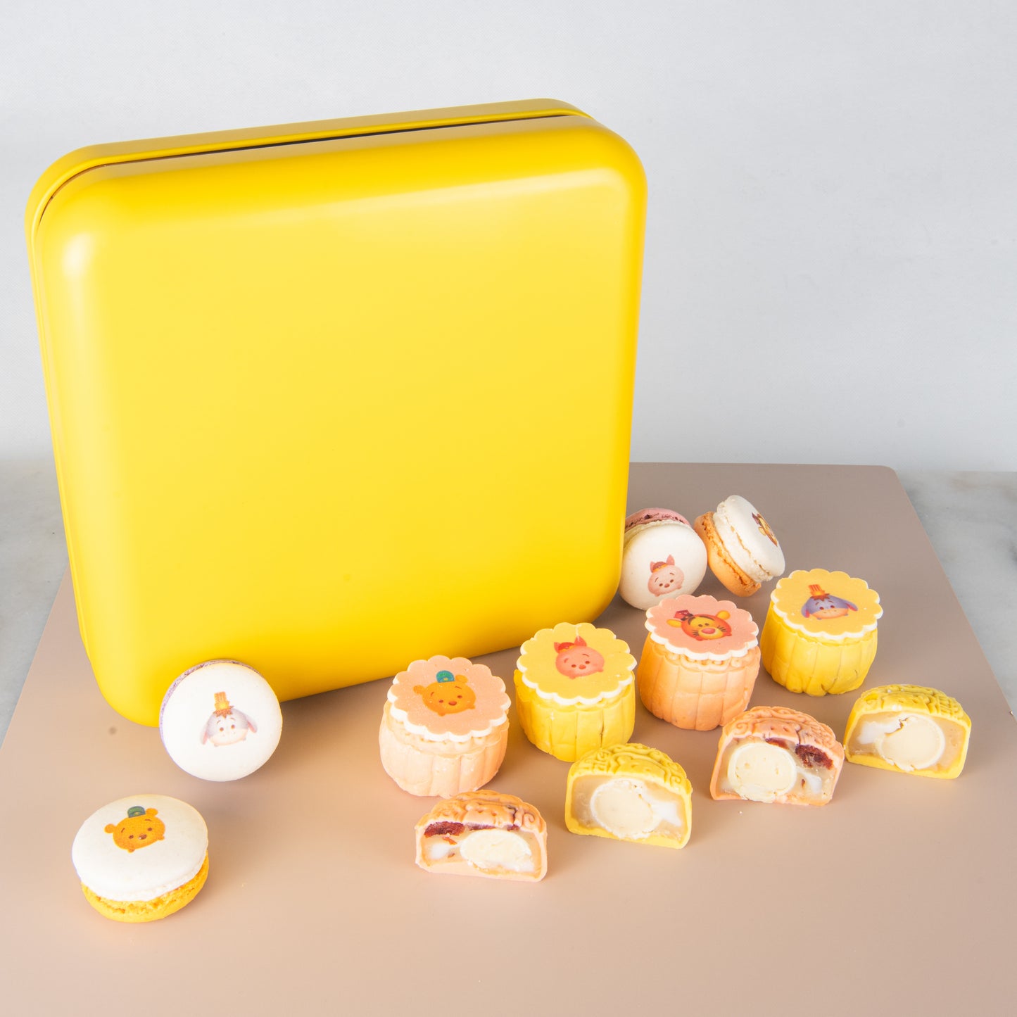 Happy Mid Autumn | Disney Winnie The Pooh and Friends Snowskin Mooncake 4+4pcs Set | FREE Winnie The Pooh Tote Bag | $108 (u.p)