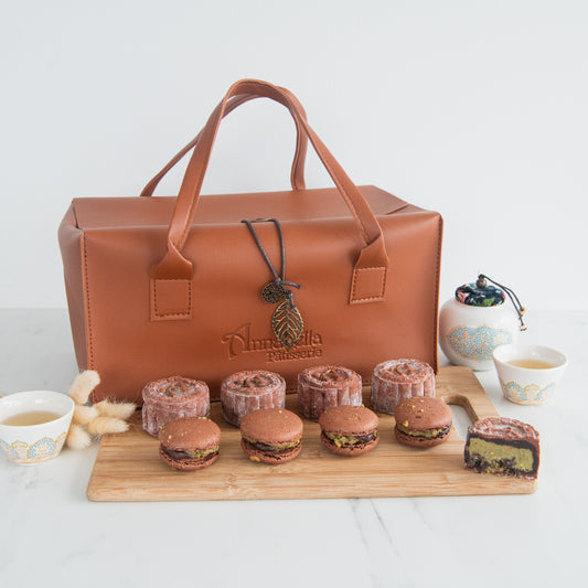 Happy Mid Autumn | Limited Edition Kunafa Snowskin Truffle Mooncakes 4+4pcs set | $108 (u.p.)