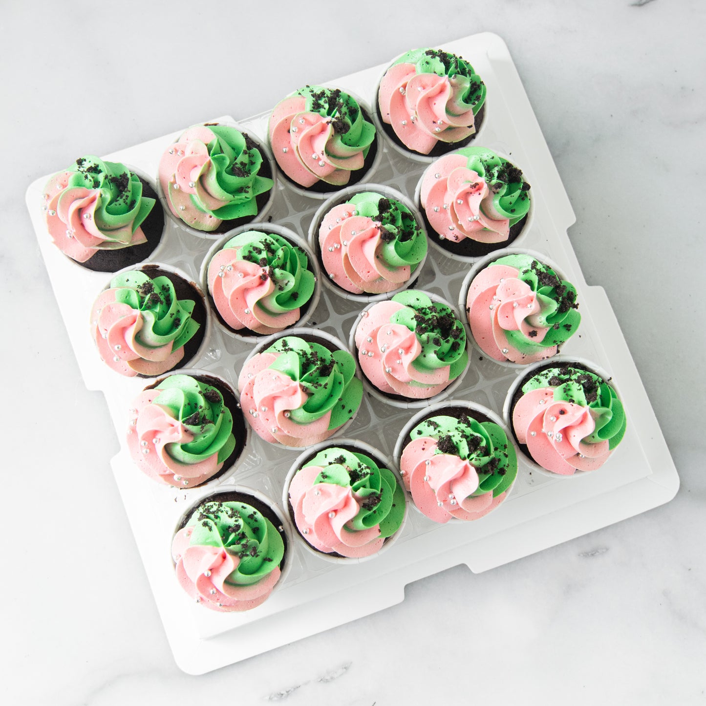 *New*Pink & Green Swirl Mini Cupcakes 16 pcs Set | $51.80 Nett