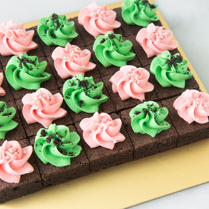 *New*20pcs Pink & Green Brownie Set | $51.80 Nett