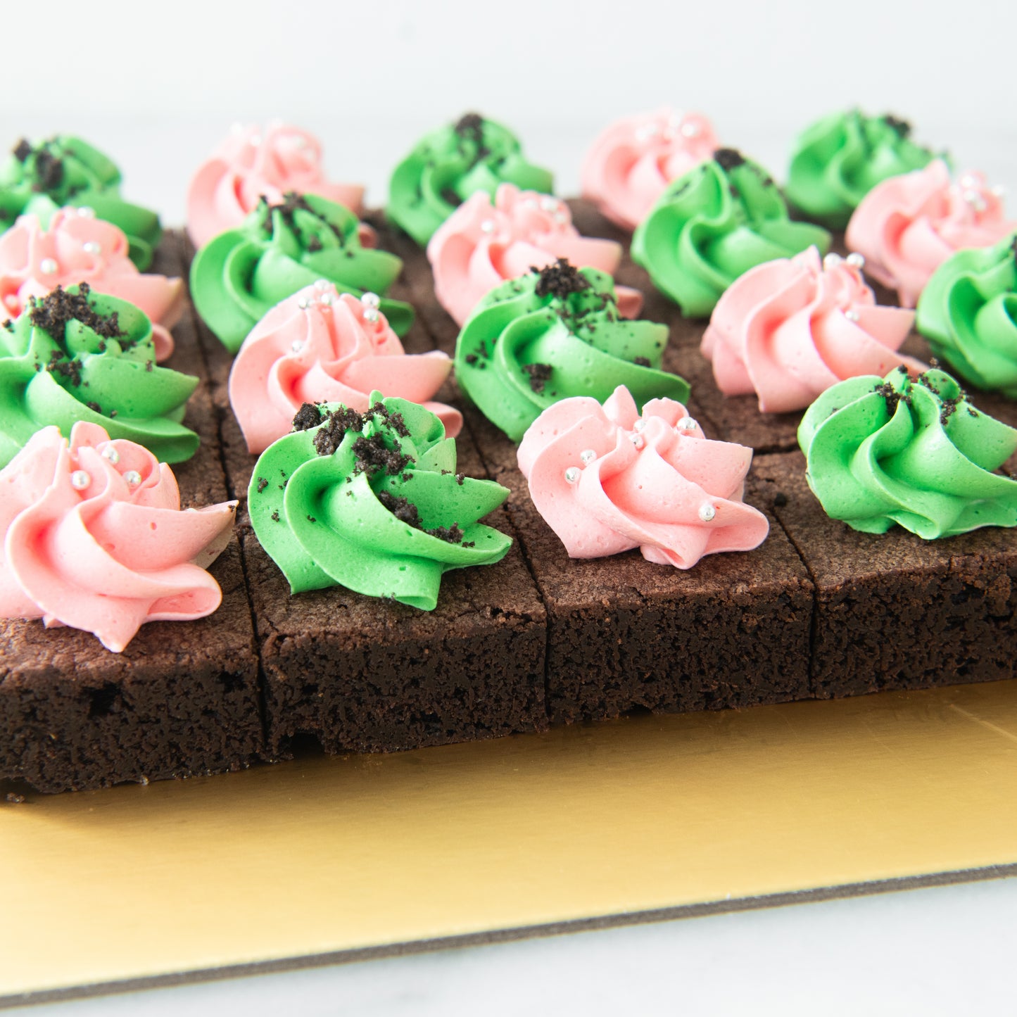 *New*20pcs Pink & Green Brownie Set | $51.80 Nett