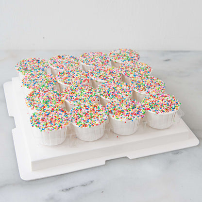 16pcs Viral Dot Cupcake In Gift Box | $48.80 Nett