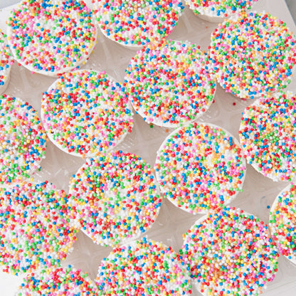 16pcs Viral Dot Cupcake In Gift Box | $48.80 Nett