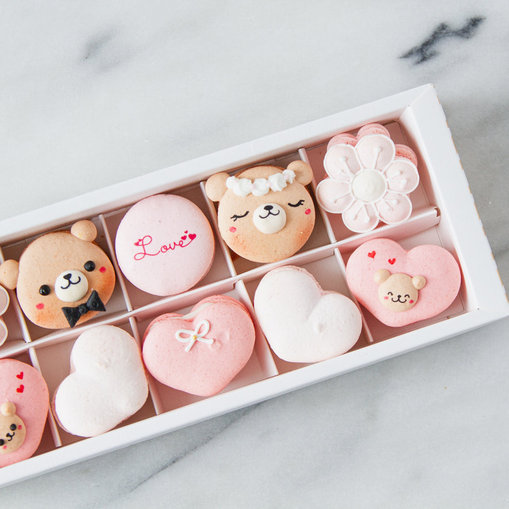 10 pcs Bear Couple Macarons in a Gift Box | Complimentary Ribbon and P ...