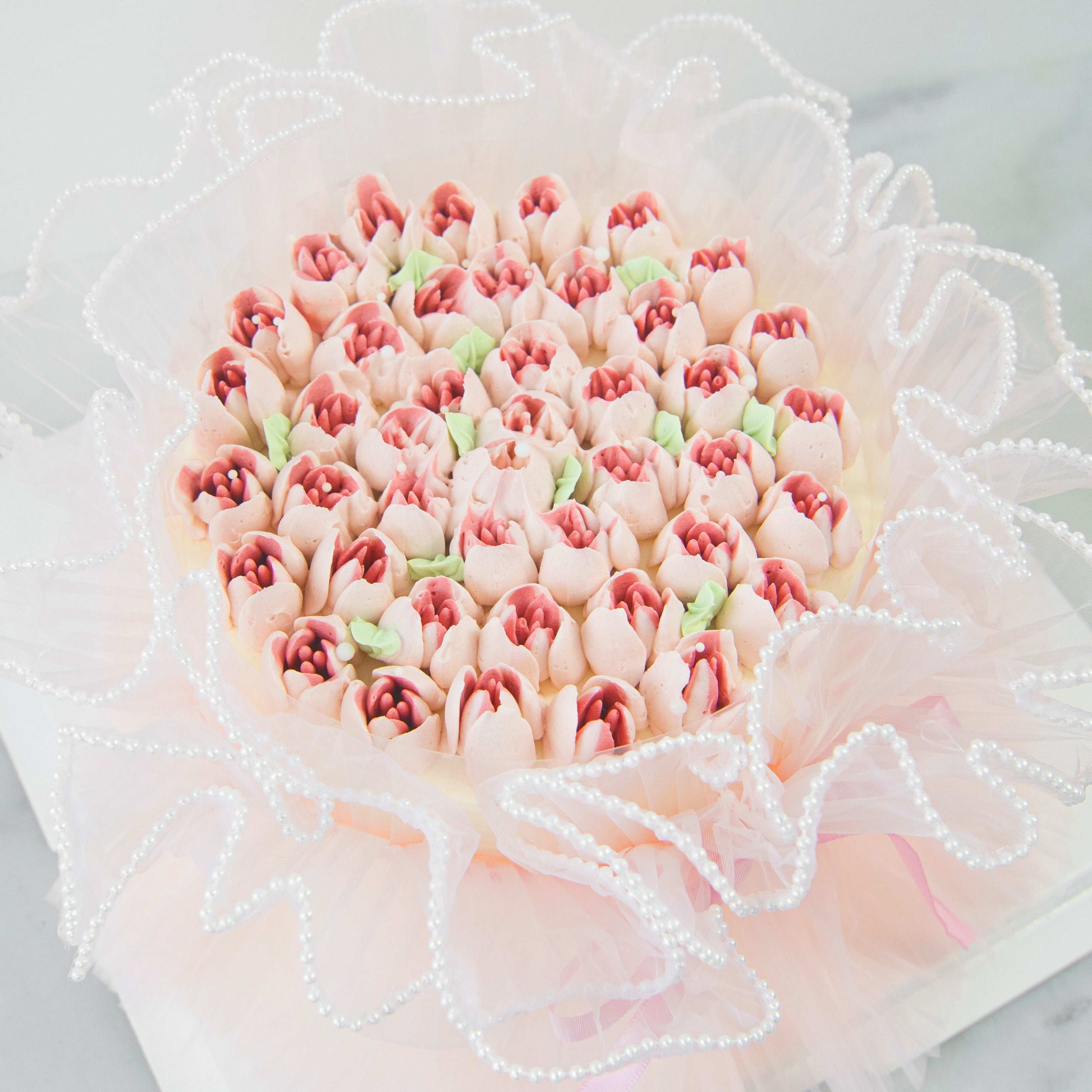 Happy Mom's Day | Tulips Bouquet Cake Bundle | $119.90 Nett