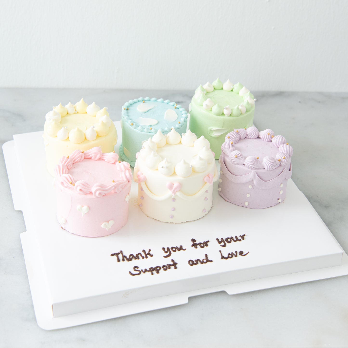 6pcs Mini Cake | u.p $188.80