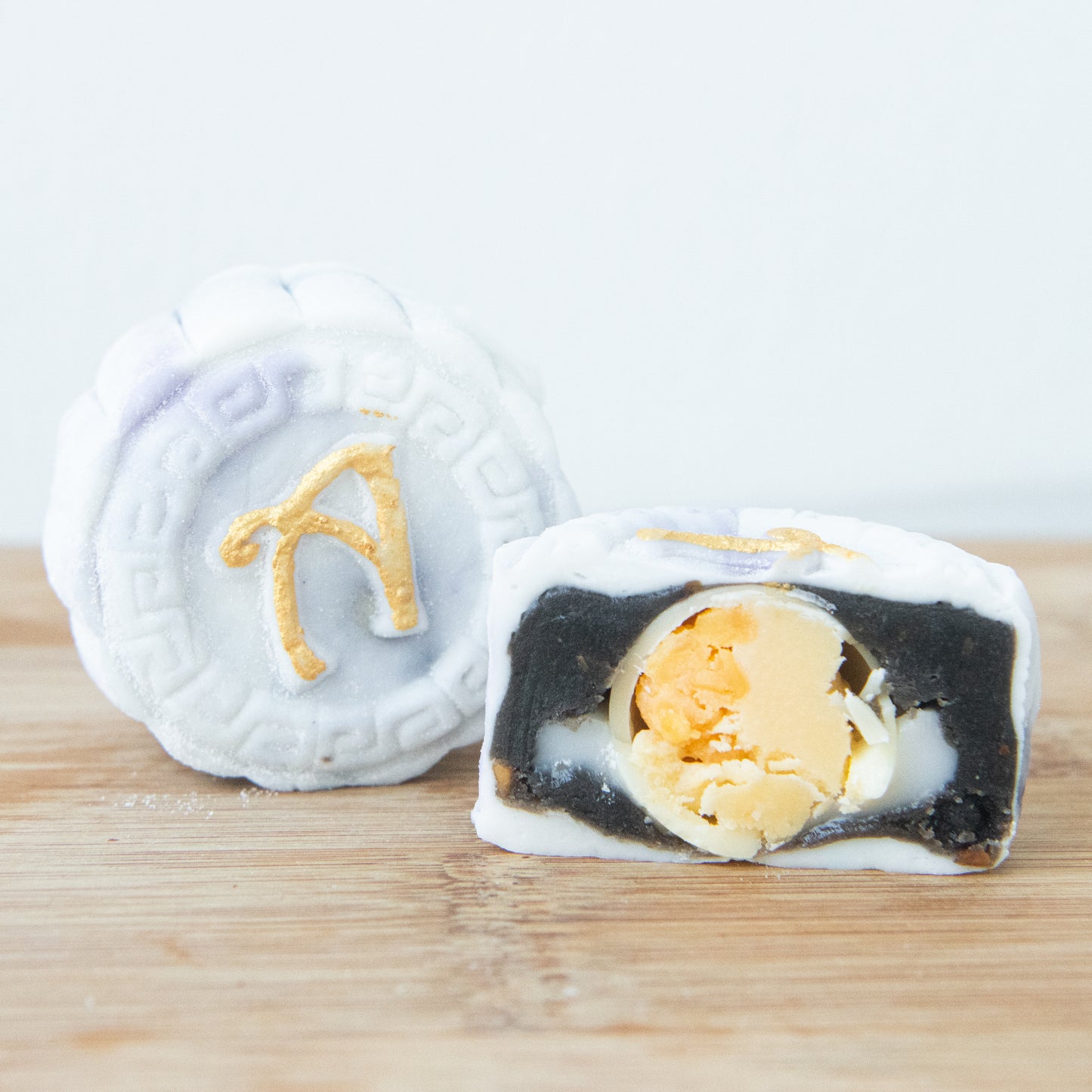 Happy Mid Autumn | Limited Edition Snowskin Truffle Mooncakes 8 pcs set | $55.80 (U.P $150.00)