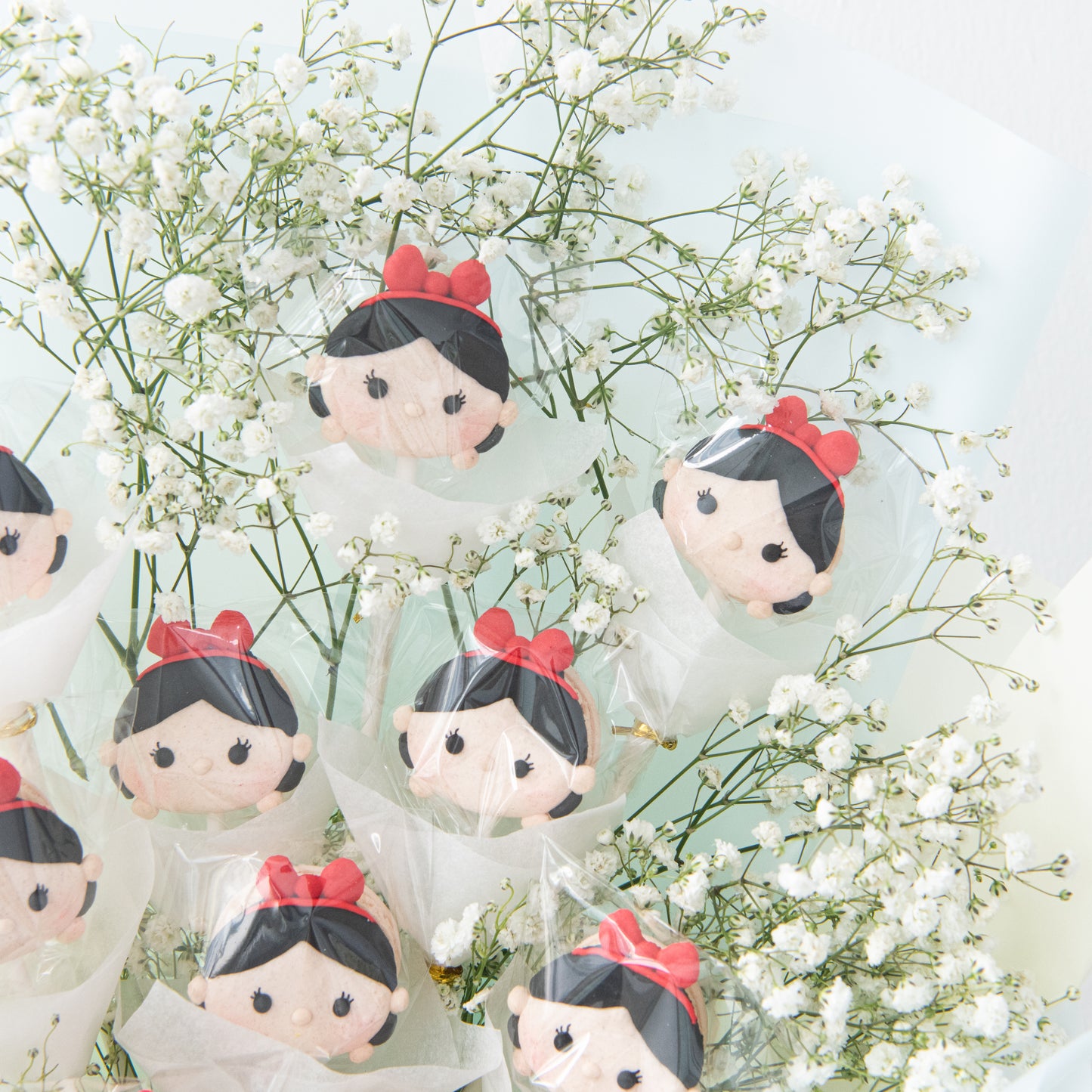 Disney Tsum Tsum Princess Snow White Macaron Bouquet | $138 Nett