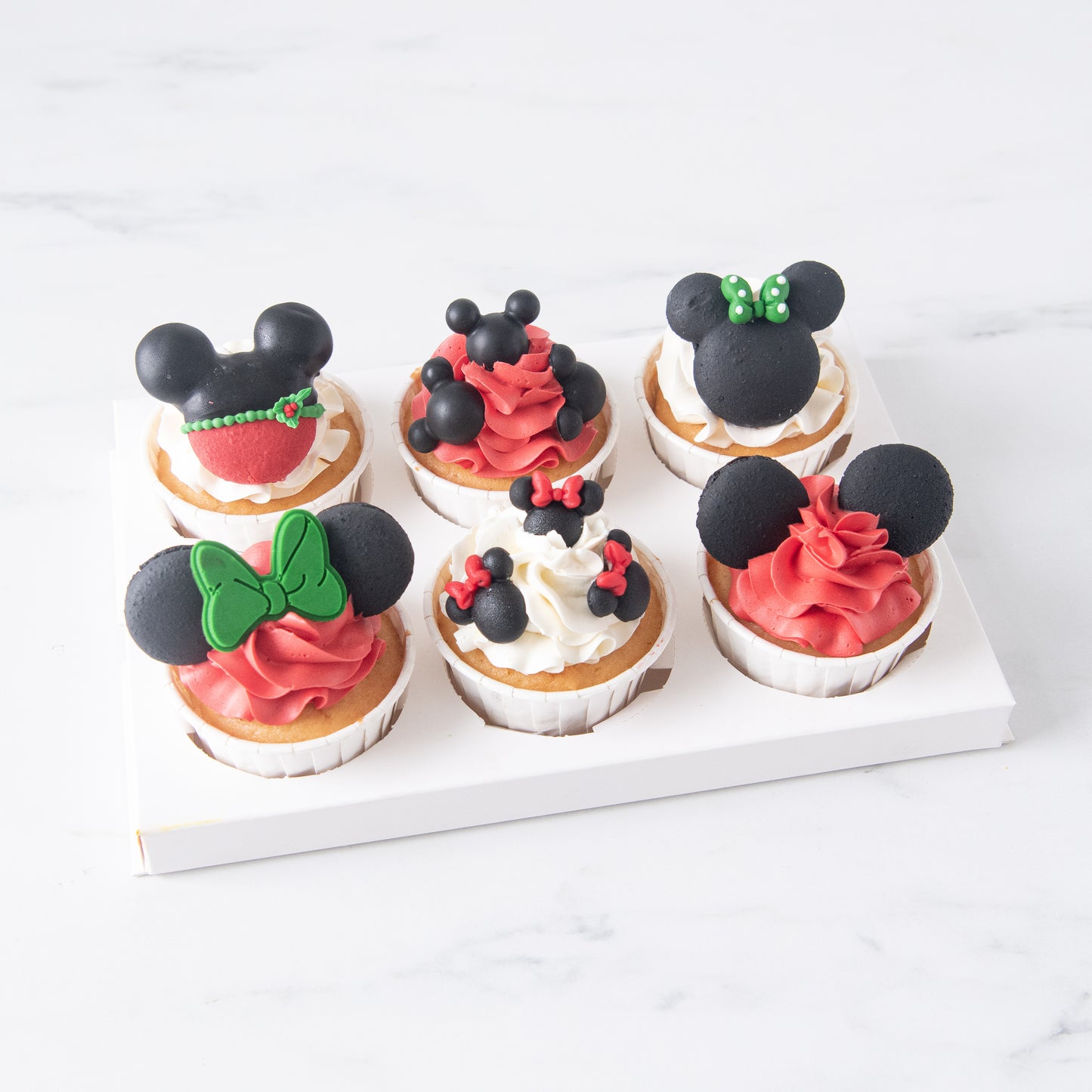 Ho ho ho! | Merry Christmas | Disney Christmas 6 pcs cupcakes | $45.80 Nett