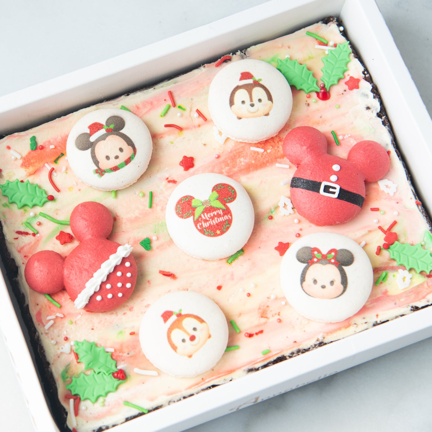 Ho ho ho! | Merry Christmas | Disney Christmas Macaron Brownie | $45.80 Nett