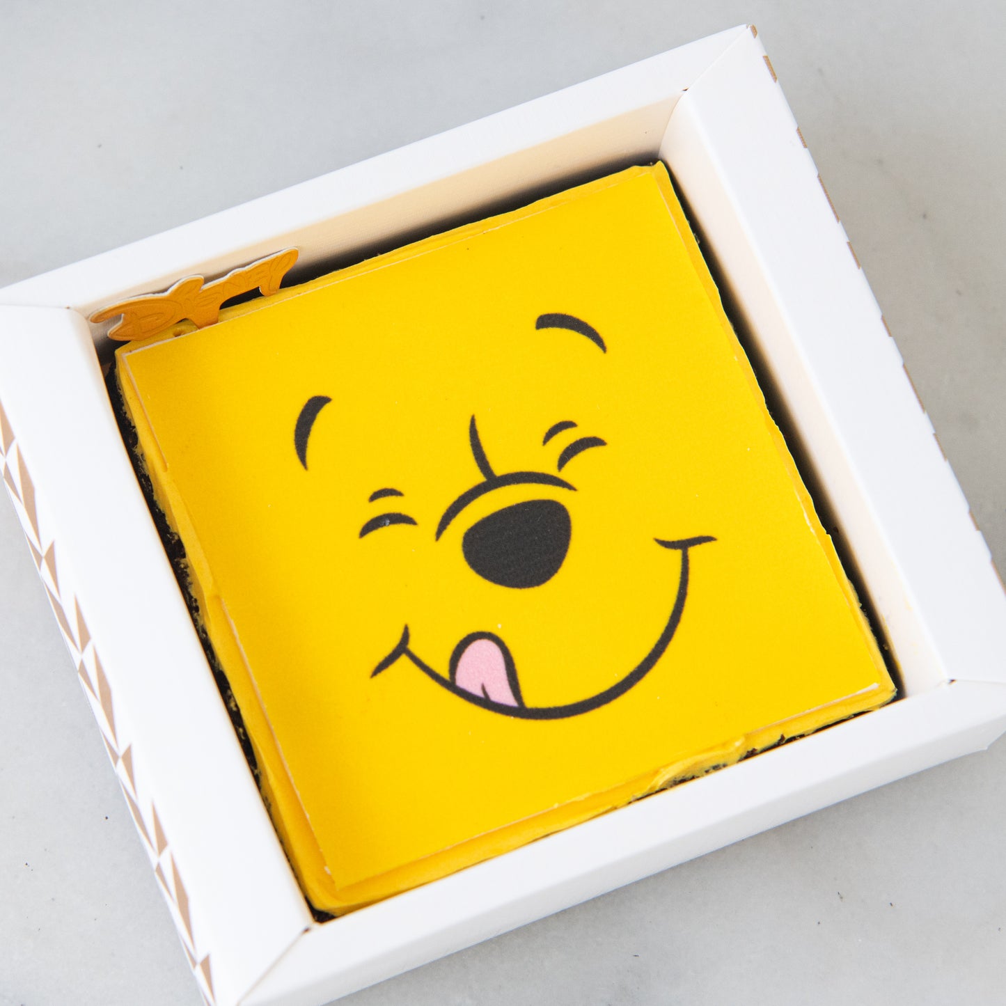 Disney Winnie The Pooh Face Petite Brownie 8x8 | $9.80 Nett