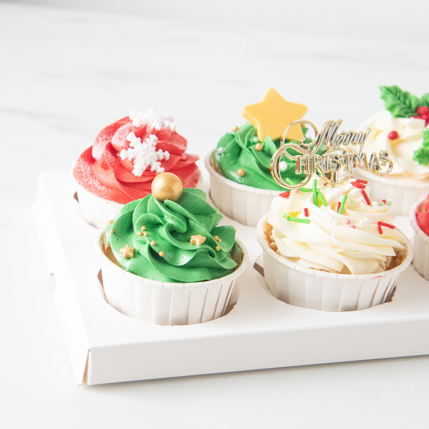 Ho ho ho! | Merry Christmas | A Vibrant Christmas 6pcs Cupcake in gift box | $35.80 Nett