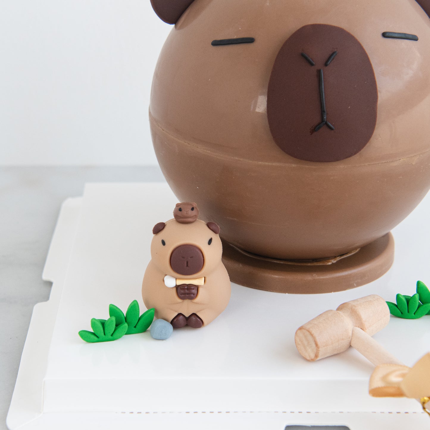 Knock Knock Surprise - Capybara Pinata | $138 Nett