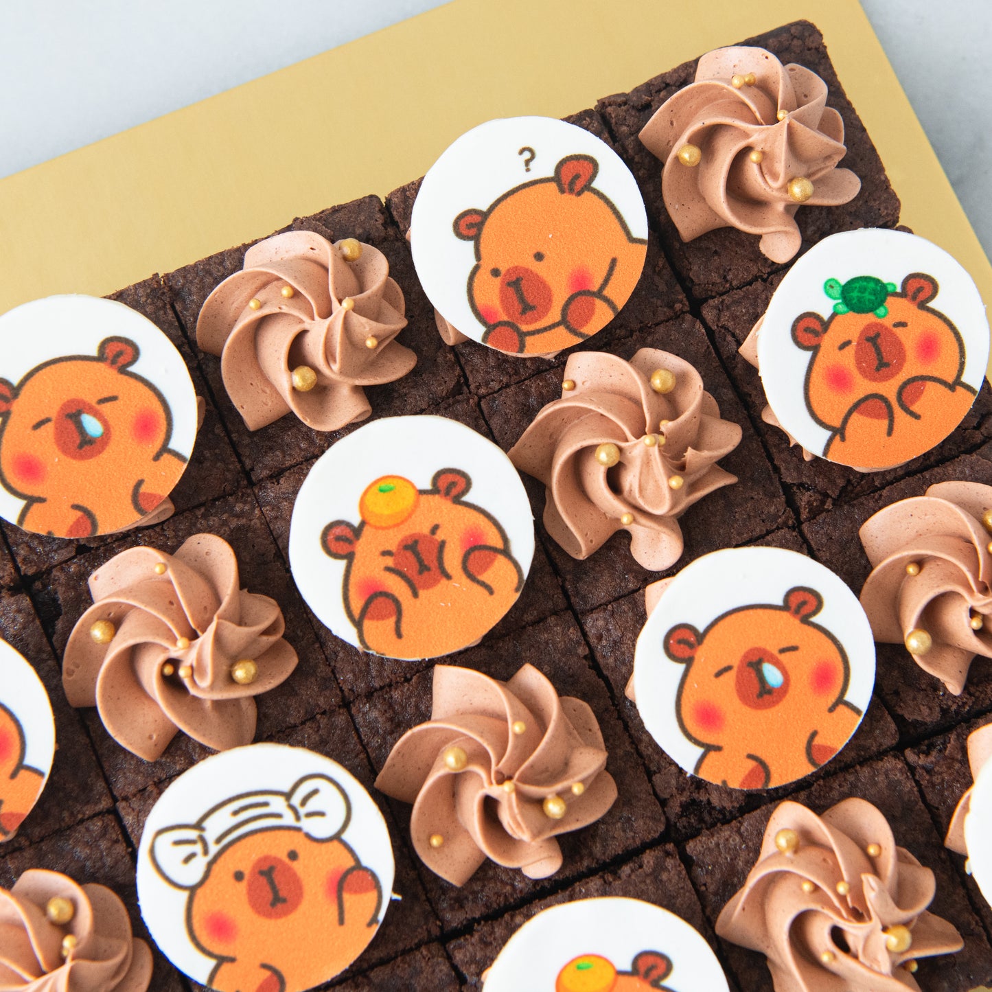 20pcs Capybara Brownie Dessert Box | $51.80 Nett