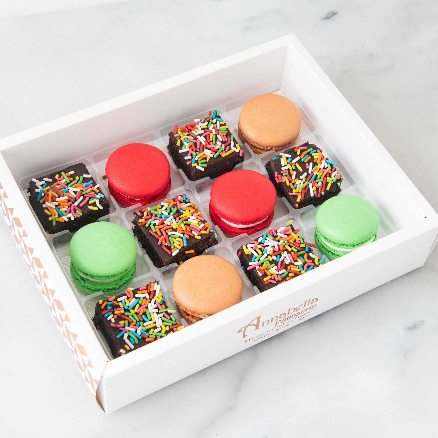 Ho Ho Ho! Merry Christmas | Christmas 12in1 Brownie and macaron set | $28.80 Nett