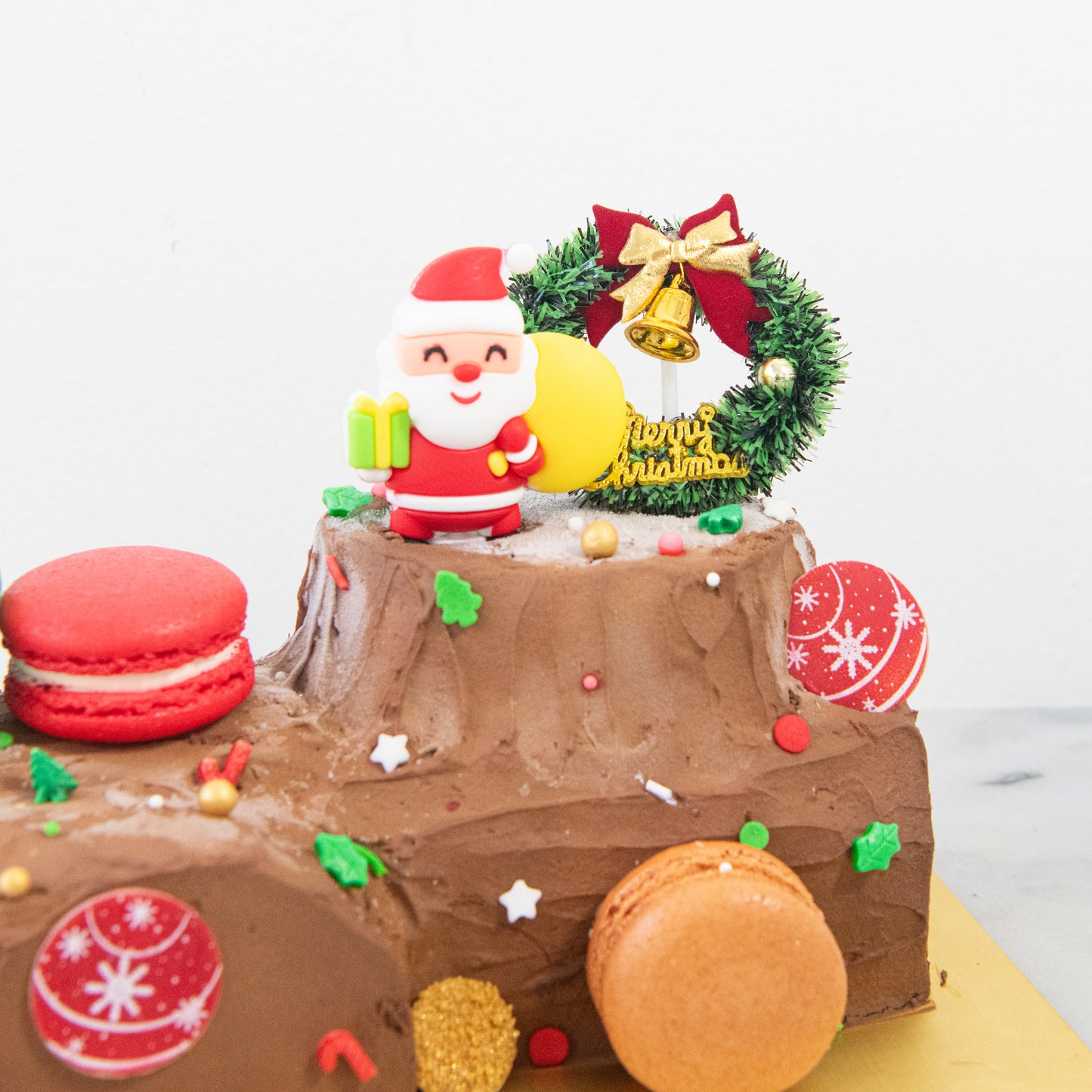 Ho ho ho! Merry Christmas | Santa's Woody Delight Petite Log Cake 0.5kg | $48.80 Nett