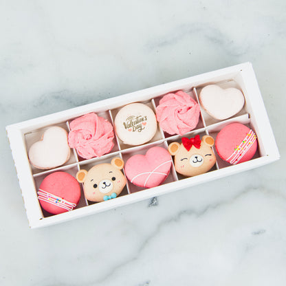 Happy Valentine's Day! | Bundle Gift : A Date with Sweets Dessert Box + Cupid's Romance 10in1 Macaron | $75.80 Nett