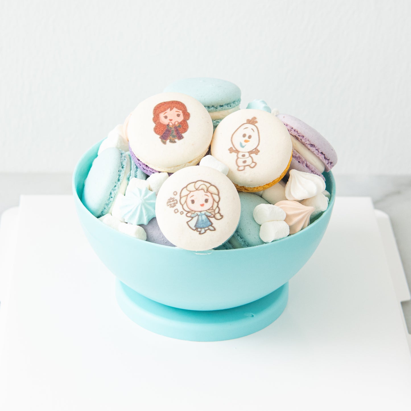 Disney Frozen Pinata Macaron Set | $148 Nett