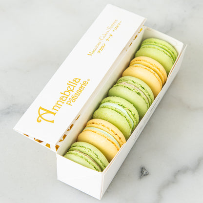 Happy Eid Mubarak! | Golden Crescent 6in1 macaron | $11.90 Nett