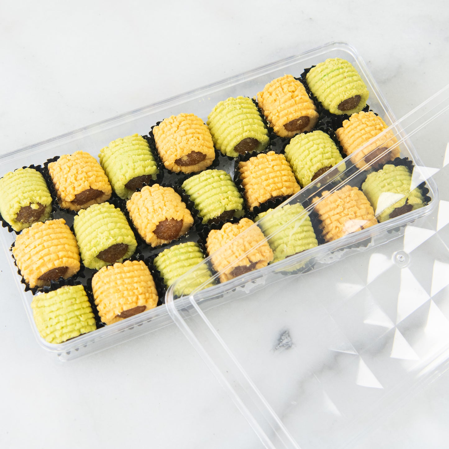 Happy Eid Mubarak! | Golden Bites 21Pcs Pineapple Tart | $26.80 Nett