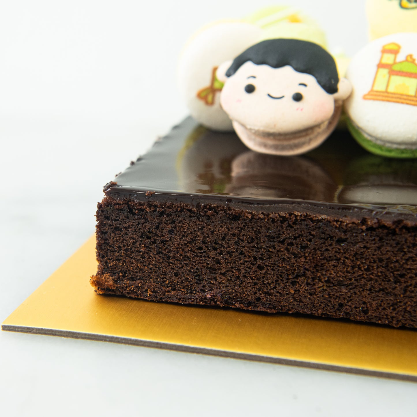 Happy Eid Mubarak! | Raya Royale Big Brownie In Gift Box | $73.80 Nett