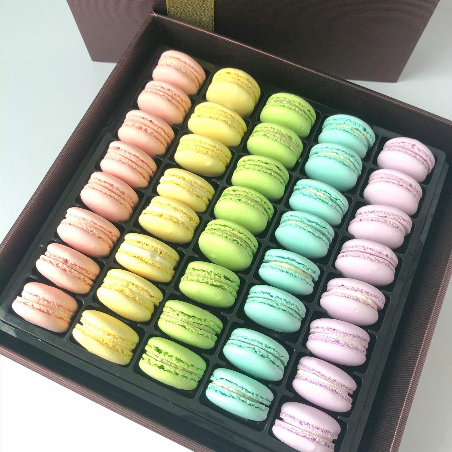 40pcs Party Tray Macarons | First 100 sets | Special Price $78 nett only