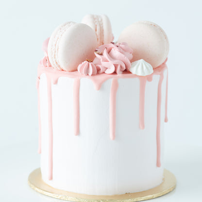 Sales! Lychee Rose Cake Petite   | Including 3 pcs Macarons | $35.80 nett only