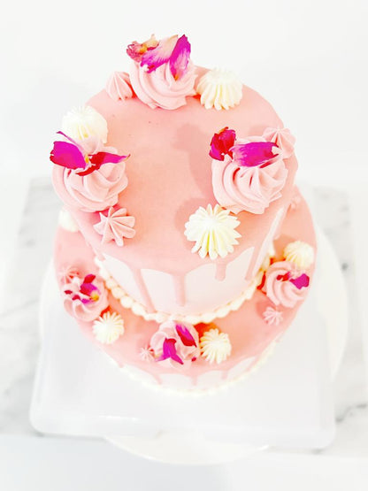 2 Tier Lychee Rose Cake with 9pcs Pink macaron (Customised Pre order 3 days in advance)